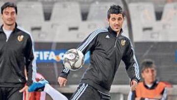 <b>¿PUNTO Y FINAL? </b>El Valencia le comunicó ayer a Villa que se queda en el club de Mestalla.