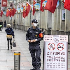 El coronavirus aplaza China