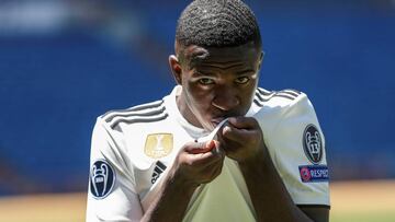 Neymar injury opens the door for Vinicius call-up