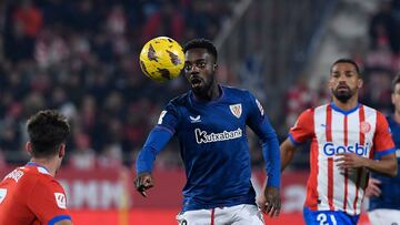 Athletic Bilbao's Spanish forward #09 Inaki Williams looks at the ball during the Spanish league football match between Girona FC and Athletic Club Bilbao at the Montilivi stadium in Girona on November 27, 2023. (Photo by Josep LAGO / AFP)