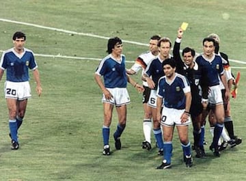 Maradona no pudo reeditar el éxito. Su equipo perdió con Alemania.