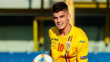 Ianis Hagi, hijo de una leyenda del f&uacute;tbol en Ruman&iacute;a.