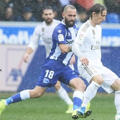 El Alavés, satisfecho por la retirada de la amarilla a Aleix