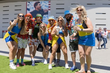 Gran ambiente en la fan zone del Metropolitano. 