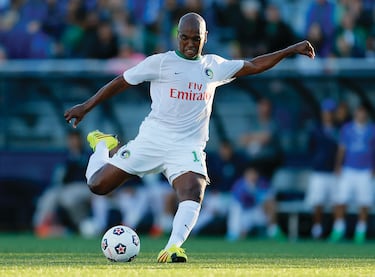 “Me alegro mucho por la vuelta del Cosmos...”