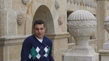 Gustavo López.