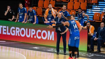 Peñarroya: "Les iba a dar el día libre, pero como no pueden salir..."