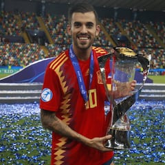 Betis y Sevilla 'batallan' en silencio por Dani Ceballos