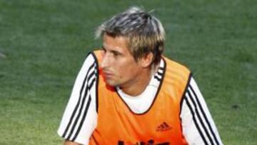 Khedira, Coentrao, Callejón y Di María, por dos puestos