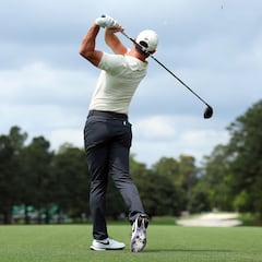 Who are the longest drivers on the PGA tour? List of power hitters