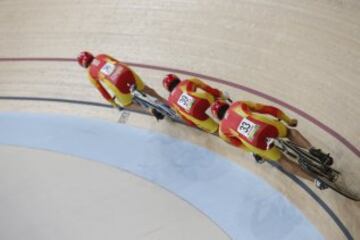 Alfonso Cabello Llamas, Amador Granados Alkorta y Eduardo Santas Asensio han conseguido ganar la medalla de bronce en la prueba de velocidad por equipos.