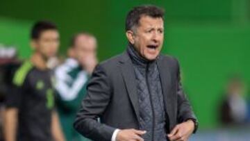 Juan Carlos Osorio hablará con Giovani Dos Santos, de quien espera que retome su nivel para que pueda considerarlo en los próximos compromisos de la Selección Nacional.