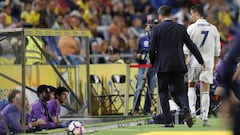 Foul-mouthed Ronaldo explodes when subbed against Las Palmas