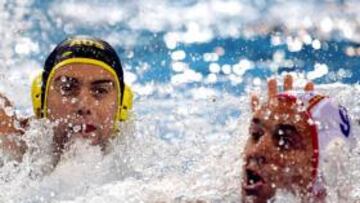 España jugará los cuartos de final de los Mundiales de natación tras ganar a Australia por una ajustado 9-8.