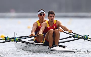 Los dos remeros ganaron la final B de los Juegos de Tokio con muy pocos meses para acoplarse (Balastegui logró la plaza con Rodrigo Conde) y lograron diploma olímpico al ser séptimos en el global del doble scull ligero. El gallego Horta (Noya, 18 a?os) fue campeón de Europa juvenil en 2020 y el catalán Balastegui (Llado, Girona, 22 a?os) había sido campeón del mundo Sub-23 en 2018.