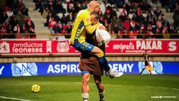 Jesé y Sandro trazan el mismo círculo