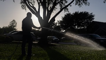 The Los Angeles City Department of Water and Power is offering rebates on air conditioners to certain qualified residents to help fight off the heat.