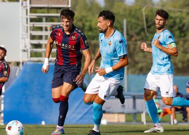 Markanich rompe el muro granota