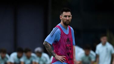 Argentina's forward Lionel Messi attends a training session in Ezeiza, Buenos Aires province, on March 22, 2023, ahead of the friendly football matches against Panama and Curazao. (Photo by Luis ROBAYO / AFP)
