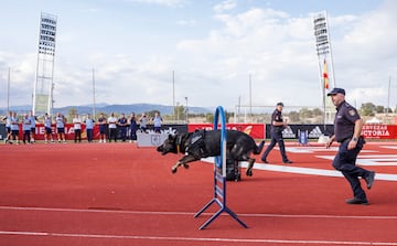 Exhibición de La Unidad de Guías Caninos de la Policía Nacional.