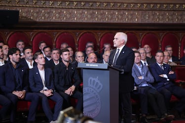 El revés con Puado y el artículo 107 empujan al Espanyol a fichar