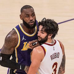 Vuelve LeBron, ganan los Lakers