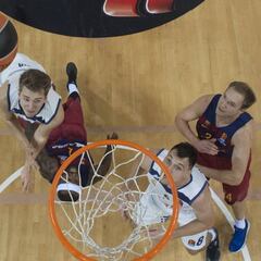 Real Madrid demolish Barcelona in European Clasico