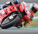 Liderato de Dovizioso con pique Maverick-Márquez al final