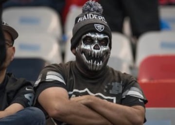 El color de la afición de la NFL en en el Estadio Azteca