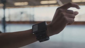Facebook trabaja en una pulsera para usar todo tipo de apps