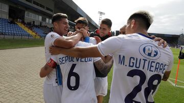 Huachipató ganó y recuperó terreno en el campeonato chileno