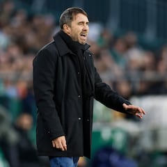 Chacho Coudet: “Estoy conforme con el equipo que tengo”