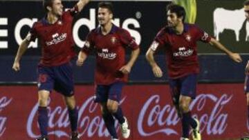 Oier celebra su primer gol