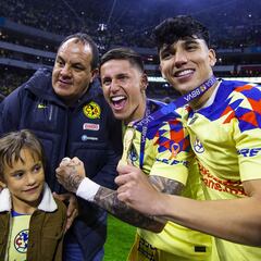 América lift Apertura 2023 title: how many clubs have won Liga MX regular season and playoffs?