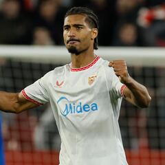 Badé eleva su caché