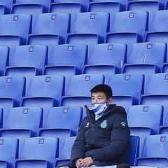 Wu Lei, dos meses encerrado antes de incorporarse al Espanyol