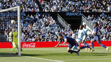 Ocasión de Benzema. 