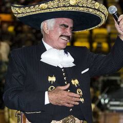 Cantantes mandan último adiós a Vicente Fernández