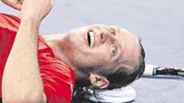 <b>ENORME.</b> El argentino Nalbandián hizó un excepcional partido y apartó de la final al temible Federer.