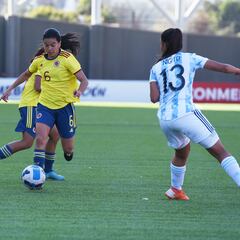 Colombia empata en el debut ante Argentina y espera por Venezuela