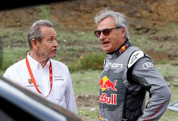 Jacky Ickx, considerado como el mejor piloto belga de todos los tiempos, junto a Carlos Sainz.