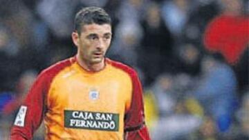 <b>UN ORGANIZADOR. </b>Viqueira es un mediocentro de calidad, especialista en el balón parado.