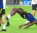 Juega en otra liga en lo físico: el 'gusano' sin brazos de Pogba, inalcanzable para la mayoría