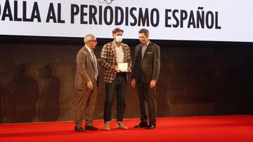 Vicente Jiménez, director de AS, con Alejandro Blanco y Felipe del Campo.