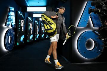 Rafa Nadal llegando a la pista Rod Laver del National Tennis Centre de Melbourne. 