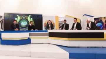 Gabi Ruiz, God&iacute;n, Maldini, Guillermo Uzquiano, Felipe Mart&iacute;n y Carlos Castellanos, durante el programa.