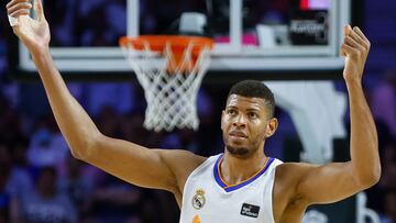 MADRID, 19/06/2022.- El p¨ªvot del Real Madrid Edy Tavares durante el cuarto partido de la final de la Liga Endesa que Real Madrid y Bar?a juegan este domingo en el WiZink Center, en Madrid. EFE/Sergio P¨¦rez
