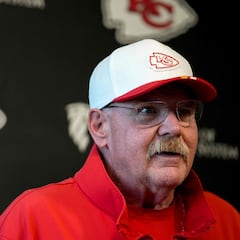 Jeff Allen reveals who he thinks is the GOAT of NFL coaches: “I always say he’s the greatest ever”
