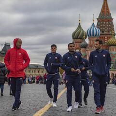 Sevilla take in Moscow's Red Square ahead of Spartak clash