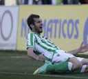 El Betis se da una alegría y pone en la picota a Luis García